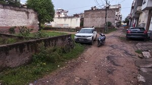 Parking in  Independent House at Mahua Khera – for Sale