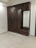 3 BHK +  1600 Sq.Ft. Builder Floor in Sector 43