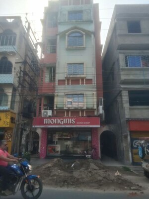  Office Space For Sale in Hl Colony