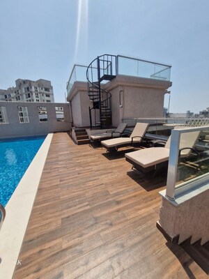 Team Area in 3 BHK Apartment at Level Pali Vintage, Khar West – for Rent