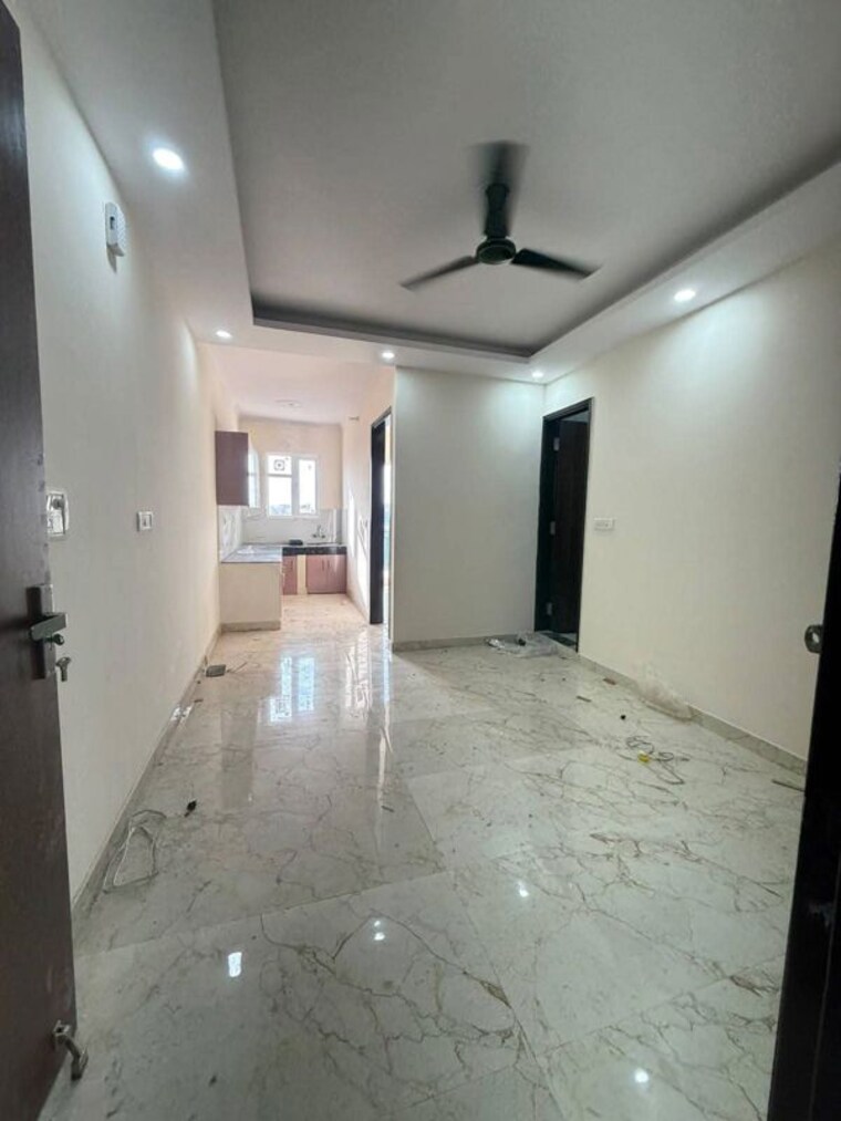 Room, palm-residency-chhatarpur 2 Bedroom 1000 Sq.Ft. Apartment In Chattarpur Delhi 10674732