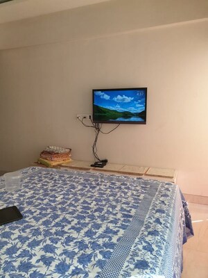 Bedroom in 3 BHK Apartment at Sahana Enclave Bandra, Bandra West – for Rent