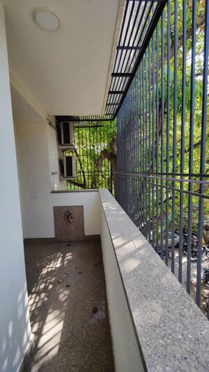 Balcony in 3 BHK Builder Floor at Navjeevan Vihar – for Rent