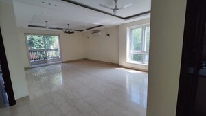 3 BHK Builder Floor For Rent in Navjeevan Vihar