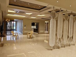 4 BHK +Builder Floor For Sale in Unitech South City 1