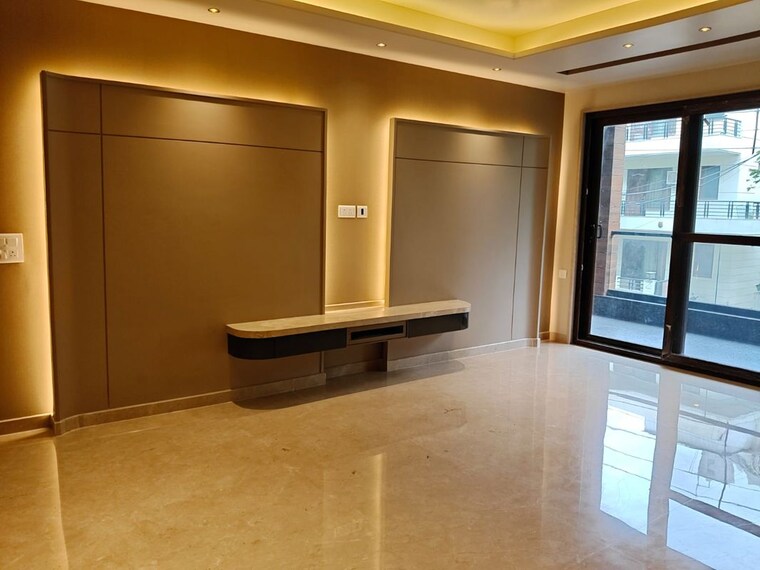 Living Room, unitech-south-city-1 4 Bedroom 500 Sq.Yd. Builder Floor In South City 1 Gurgaon 10674751