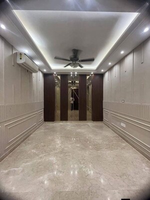 Building Lobby in 4 BHK Apartment at Palm Residency Chhatarpur, Chattarpur – for Rent