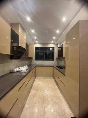 Kitchen in 4 BHK Apartment at Palm Residency Chhatarpur, Chattarpur – for Rent