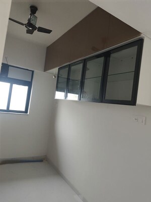 Room in 2 BHK Apartment at Runwal Gardens, Dombivli East – for Rent