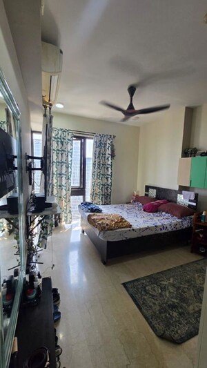 Bedroom in 2 BHK Apartment at Lodha The Park, Worli – for Rent