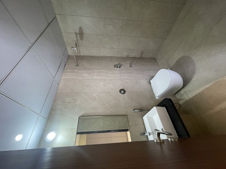 Bathroom, vj-yashwin-nuovo-centro 3 Bedroom 1230 Sq.Ft. Apartment In Wakad Pune 10674784