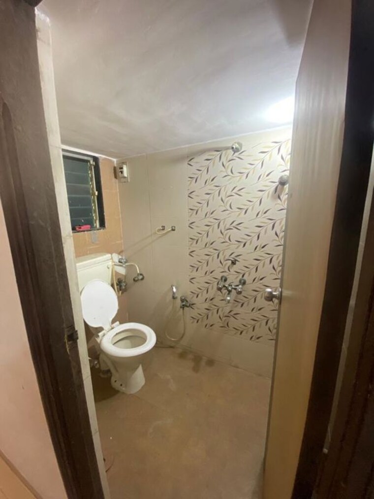 Bathroom, poonam-valley 2 Bedroom 975 Sq.Ft. Apartment In Mira Road East Thane 10674800