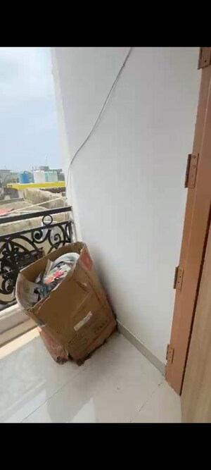 Furnished Amenities in 1 BHK Apartment at Neb Sarai – for Rent
