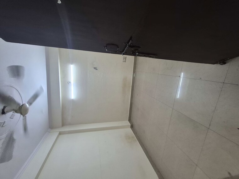 Bathroom, mayur vihar 2.5 Bedroom 450 Sq.Ft. Builder Floor In Mayur Vihar Delhi 10674812