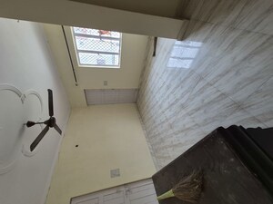 3.5 BHK Apartment For Rent in Mayur Vihar