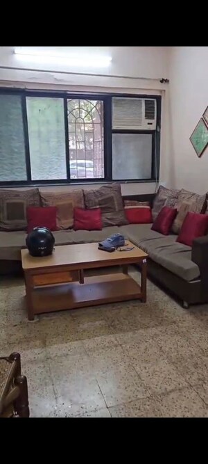 2 BHK Apartment For Rent in Seva Sadan, Vile Parle West