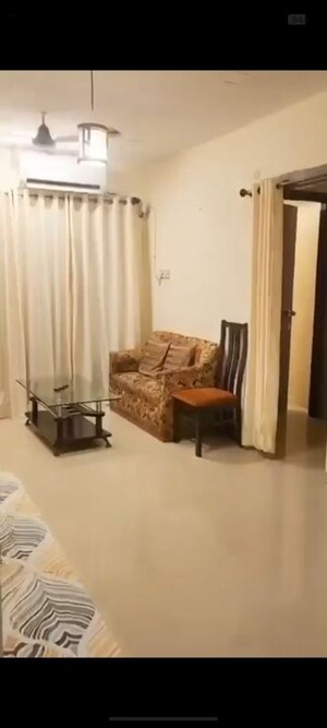 2 BHK Apartment For Rent in Kalpana CHS Vile Parle, Vile Parle East