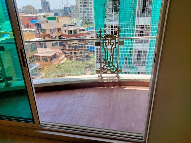 Balcony, khar west 3 Bedroom 1100 Sq.Ft. Apartment In Khar West Mumbai 10674856