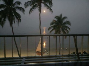 Staircase in 3 BHK Apartment at Juhu Pearl, Juhu – for Sale
