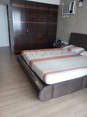 Bedroom in 3 BHK Apartment at Juhu Pearl, Juhu – for Sale