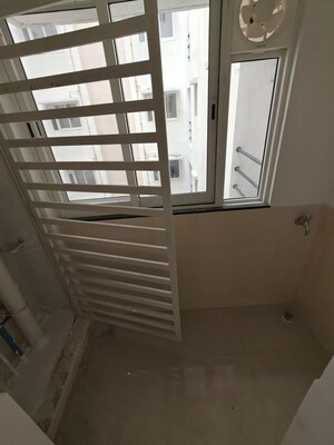  2 BHK Apartment at K Raheja Sterling, Mohammadwadi – for Sale