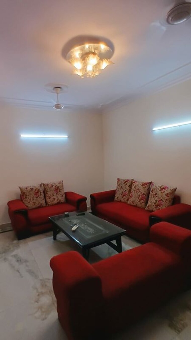 Living Room, lajpat nagar 2 Bedroom 1000 Sq.Ft. Builder Floor In Lajpat Nagar Delhi 10674901