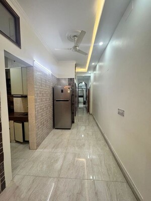 Room in 2 BHK Builder Floor at Lajpat Nagar – for Rent