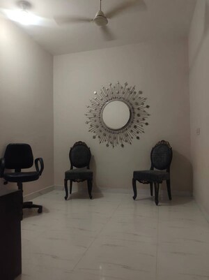 Team Area in 3 BHK Builder Floor at East Of Kailash – for Sale