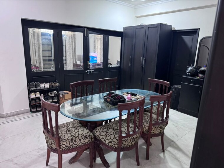 Team Area, sector 31 2.5 Bedroom 315 Sq.Yd. Builder Floor In Sector 31 Gurgaon 10674927