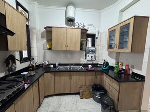 Kitchen in 2.5 BHK Builder Floor at Sector 31 – for Rent