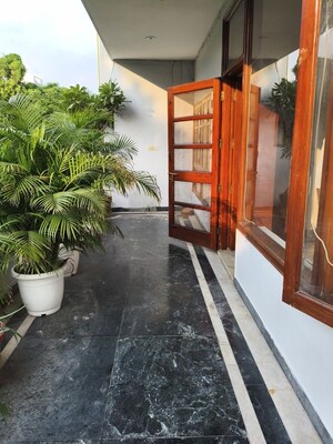 Balcony in 3 BHK Independent House at Sector 52 – for Rent
