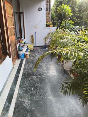 Balcony in 3 BHK Independent House at Sector 52 – for Rent
