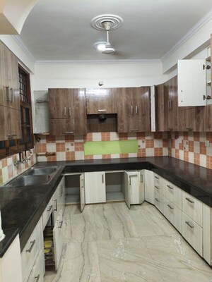 Kitchen in 3 BHK Independent House at Sector 52 – for Rent