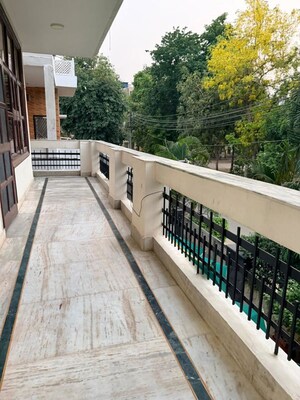 Balcony in 2.5 BHK Builder Floor at Sector 46 – for Rent