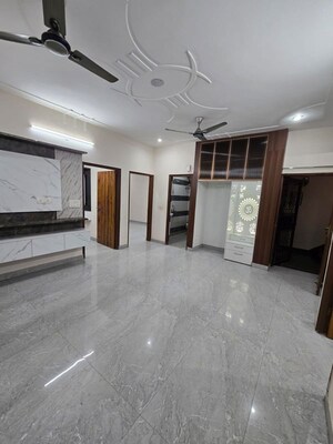 3.5 BHK Builder Floor For Sale in Sector 52