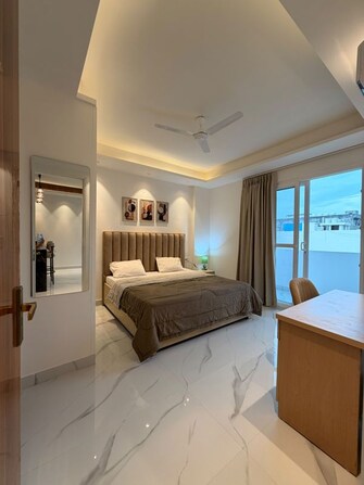 3.5 BHK +Apartment For Rent in DLF Silver Oaks in Sector 26, Gurgaon