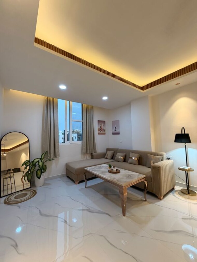 Living Room, dlf-silver-oaks 3.5 Bedroom 2015 Sq.Ft. Apartment In Sector 26 Gurgaon 10674934