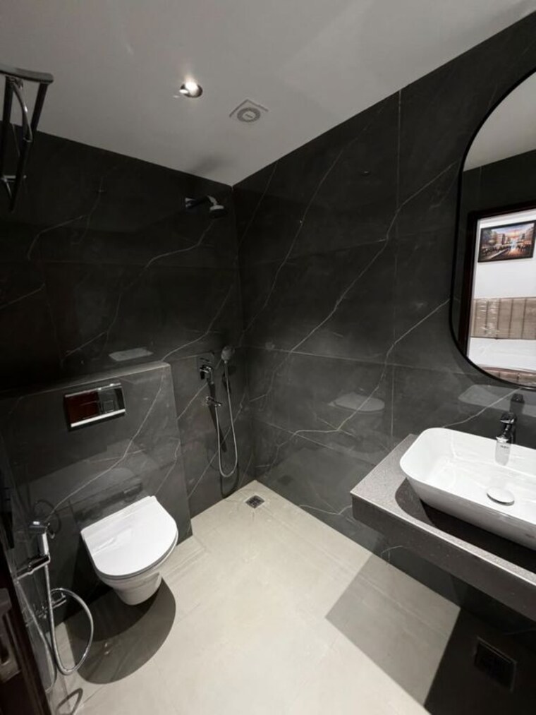 Team Area, dlf-silver-oaks 3.5 Bedroom 2015 Sq.Ft. Apartment In Sector 26 Gurgaon 10674934