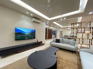 3 BHK Builder Floor For Rent in Defence Colony