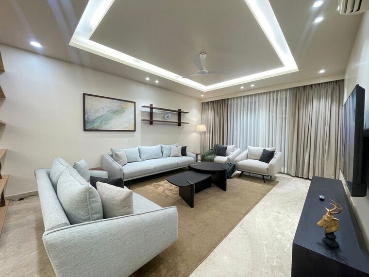 Living Room, defence colony 3 Bedroom 2100 Sq.Ft. Builder Floor In Defence Colony Delhi 10672886