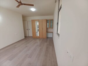 Room in 3 BHK Apartment at House of Hiranandani Devanahalli, Devanahalli – for Rent