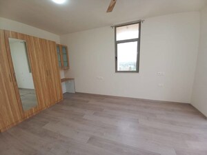 Room in 3 BHK Apartment at House of Hiranandani Devanahalli, Devanahalli – for Rent