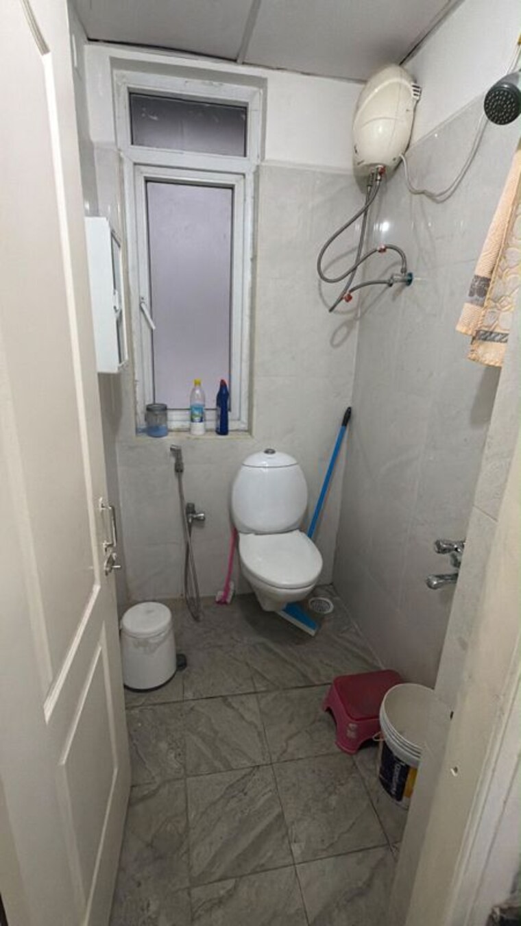 Bathroom, jains-carlton-creek 3 Bedroom 1380 Sq.Ft. Apartment In Manikonda Hyderabad 10674994