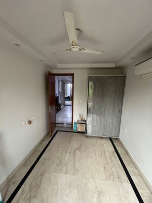 Room in 2.5 BHK Builder Floor at Greater Kailash – for Sale