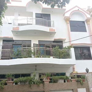 6 BHK Independent House – Exterior View View at Sector 41 - for Sale
