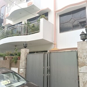 6 BHK Independent House – Exterior View View at Sector 41 - for Sale