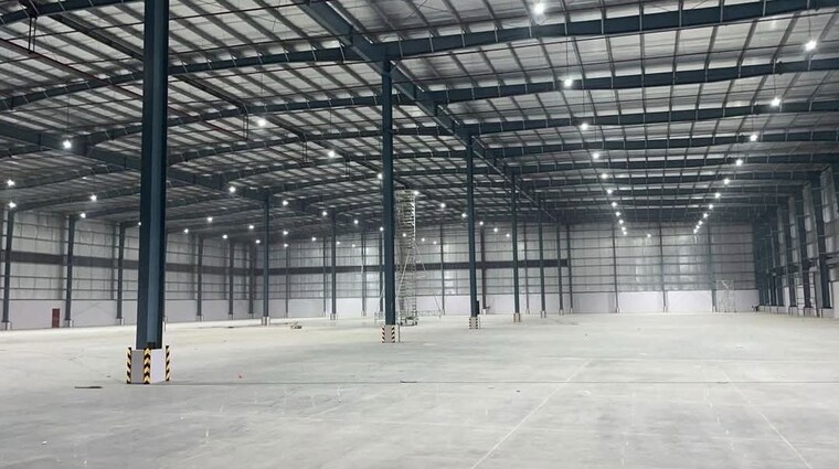 undefined, palsana Commercial Warehouse 55000 Sq.Ft. In Palsana Surat 10675011