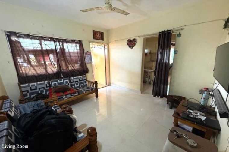 Living Room, spring-glory-co-operative-society 1 Bedroom 530 Sq.Ft. Apartment In Kharadi Pune 10675014