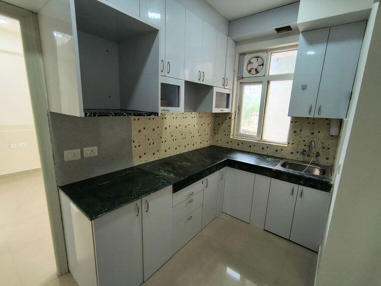Kitchen, zara-rossa 2 Bedroom 950 Sq.Ft. Apartment In Sector 112 Gurgaon 10675019