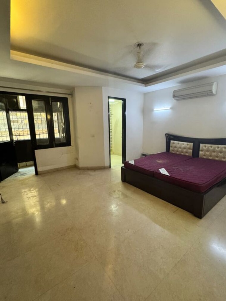 Living Room, greater kailash 4 Bedroom 311 Sq.Yd. Builder Floor In Greater Kailash Delhi 10675020